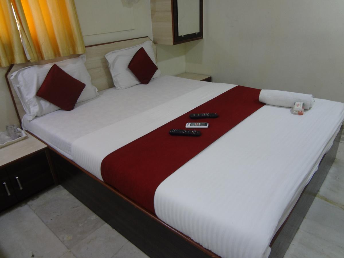 Hotel Seaview Mumbai Szoba fotó